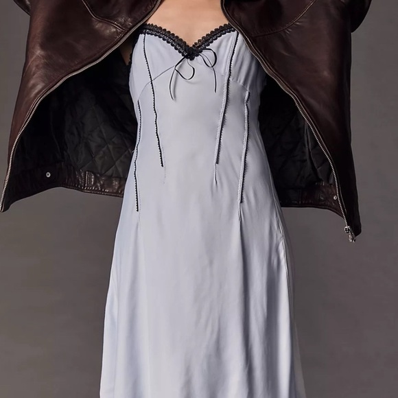 Anthropologie V-Neck Lace-Trim babydoll Slip Dress. NWT SIZE 12 - Picture 2 of 5